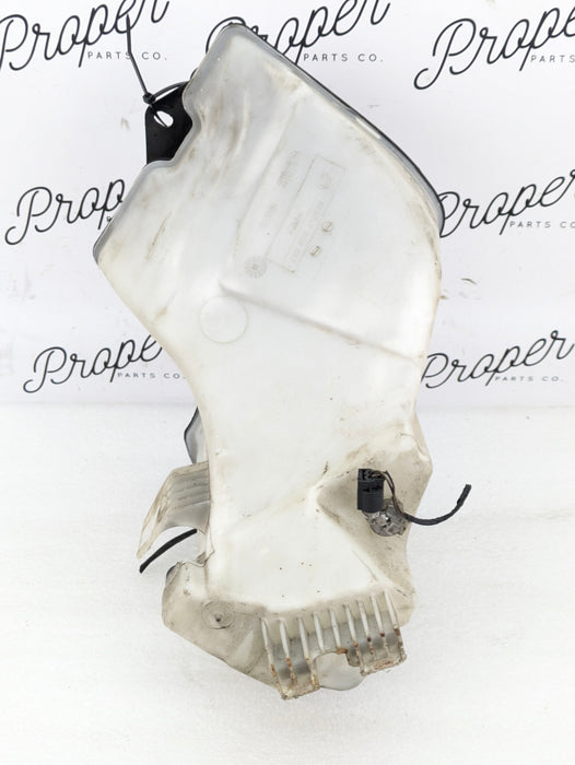 BMW E46 330ci 328ci 325ci 323ci 320i Front Windshield Headlight Washer Tank Bottle Reservoir  7008057/8377430