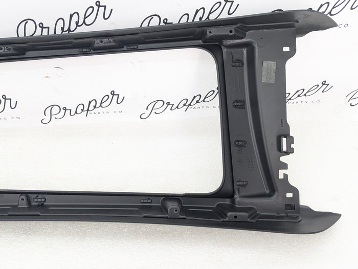 2021 Volvo V60 T6 R-Design Front Center Console Trim Panel 31417516
