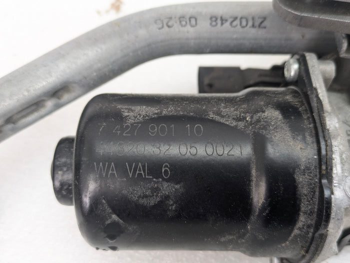 BMW G22 G23 G20 G26 430ix 330ix 330ex Front Windshield Wiper Linkage Assembly & Motor 7427901
