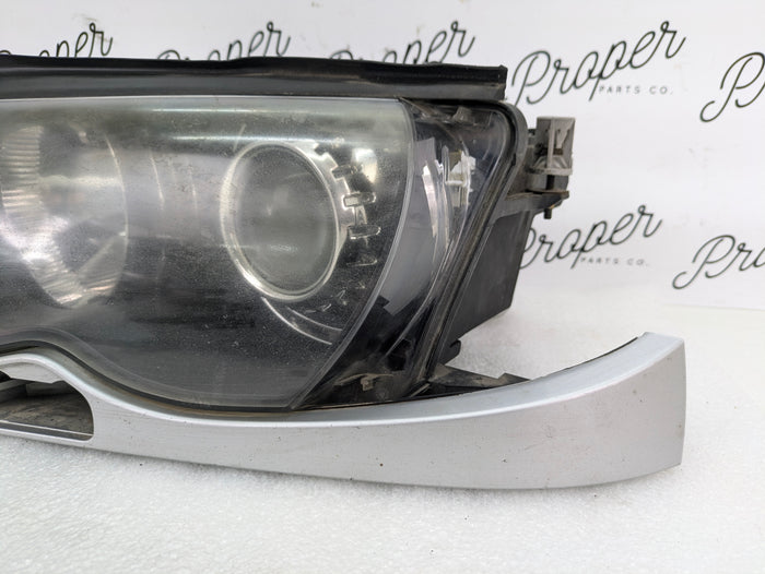 BMW E46 330i 325i Sedan Wagon LCI Front Right Bi-Xenon ZKW Headlight 7165833 *For Parts*