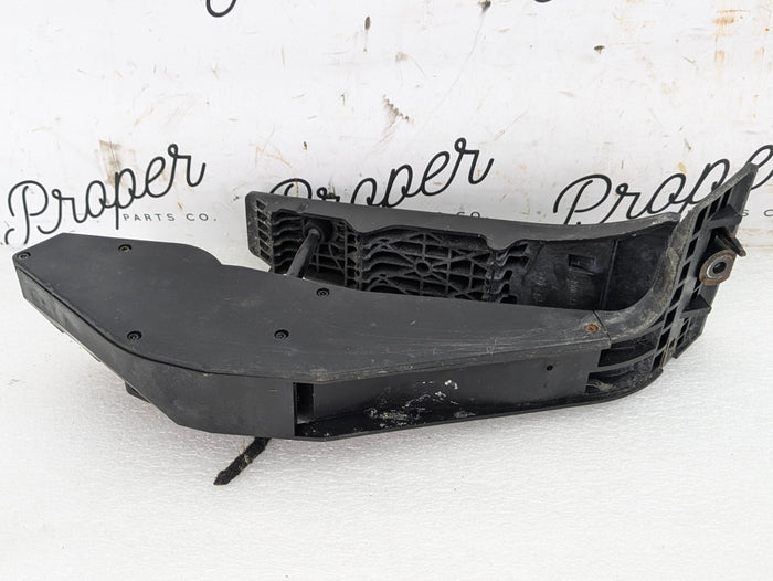 BMW E90 E91 E92 E93 335xi Automatic Transmission Accelerator Throttle Gas Pedal 6772645