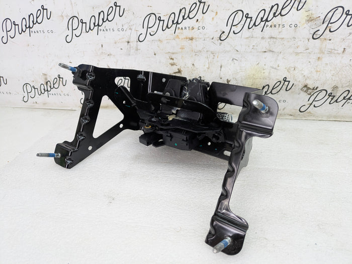 Chevrolet C7 Corvette Stingray Z51 Rear Hatch/Trunk Latch Release Assembly 23209195