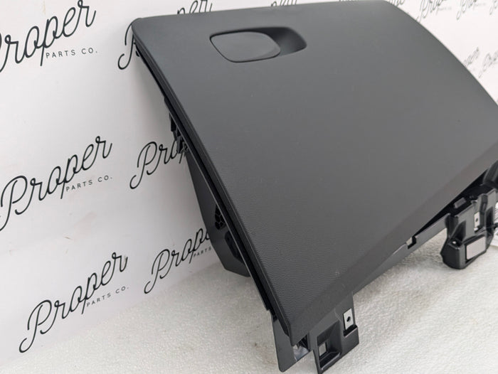 2021 Volvo V60 T6 R-Design Black Glove Box Compartment 31477861