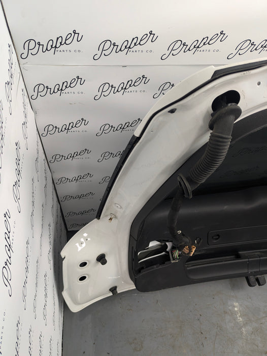 2015-2018 Audi 8U Q3 Rear Tailgate Lift Gate Trunk Lid Cortina White 8U0827025B