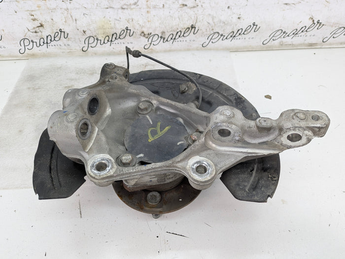 2018 Chevrolet 6th Gen Camaro 2SS Front Right/Passenger Side Hub/Knuckle/Spindle Assembly 13544842/84169867