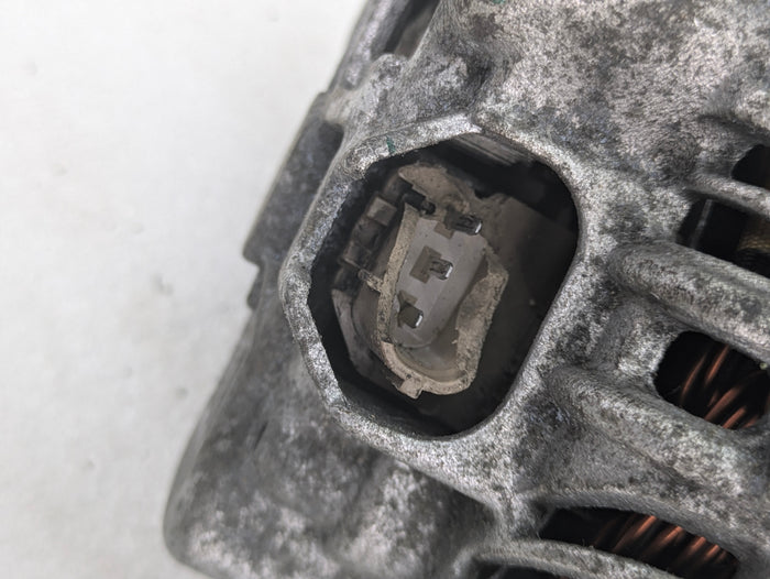 Subaru VA WRX STI EJ257 Engine Alternator 23700Aa871 *DAMAGED*