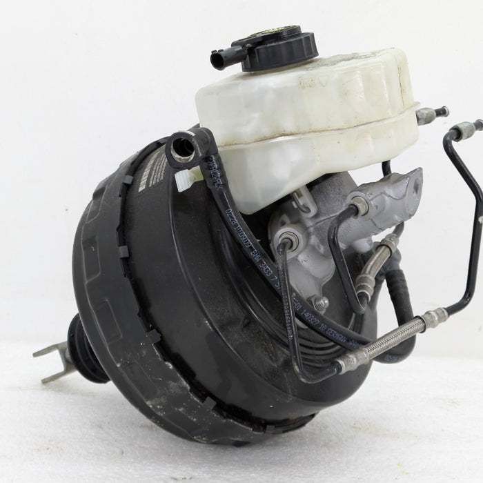 BMW E90 E91 E92 E93 335xi 335i 328xi Brake Booster & Master Cylinder 6785648