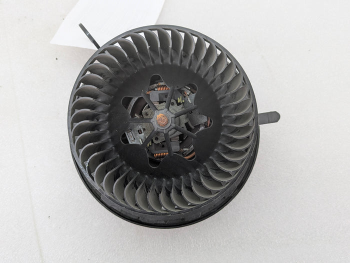 BMW E90 E93 E92 E91 3 Series HVAC Blower Motor & FSR Final Stage Resistor 6933663