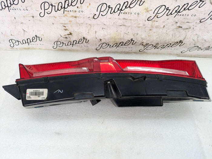 Chevrolet C7 Corvette Stingray Z51 Rear Left/Driver Side Tail Light 23170469