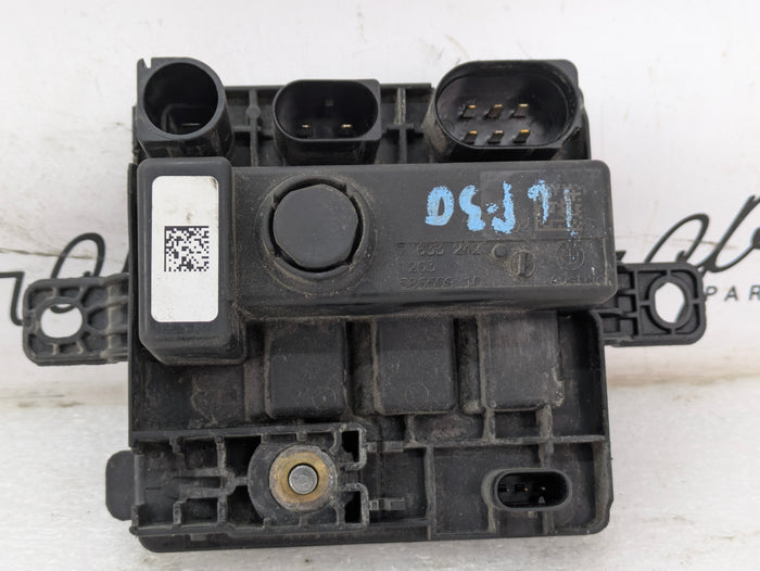 BMW F30 F31 F32 F33 F34 F36 3 & 4 Series Integrated Power Supply Module Fuse 7633242