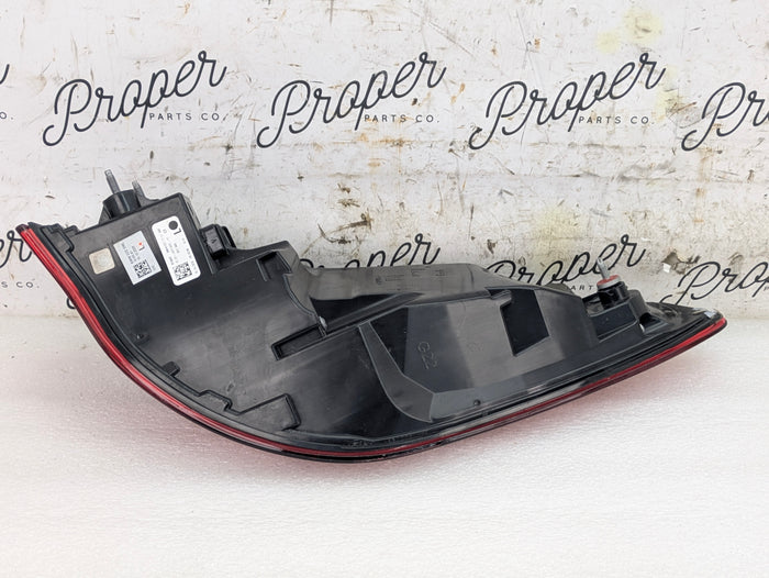 BMW G22 G26 430ix M440ix G82 M4 Pre-LCI Rear Left/Driver Side Outer LED Tail Light Assembly 63217477605