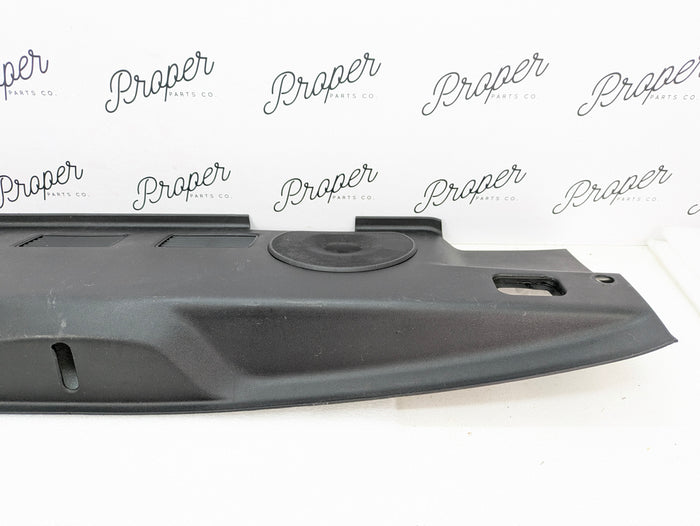 Chevrolet C7 Corvette Stingray Rear Interior Parcel Shelf Trim Black 23463747 *DAMAGED*