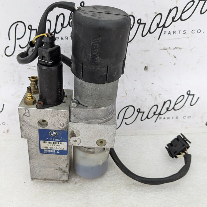 BMW E61 530xi 525xi 535xi Wagon Rear Hatch Trunk Hydraulic Lift Pump 7111867