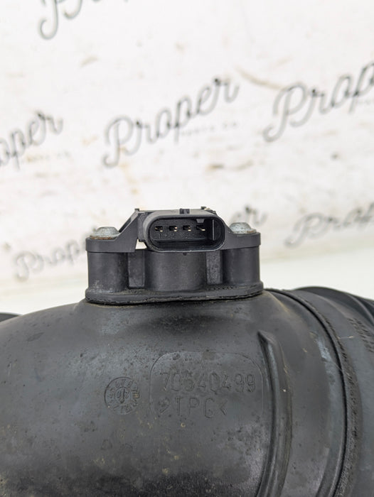 BMW E90 E92 E93 335xi 335i E82 E88 135i N55 Air Induction Intake Charge Pipe 7615026/8644432