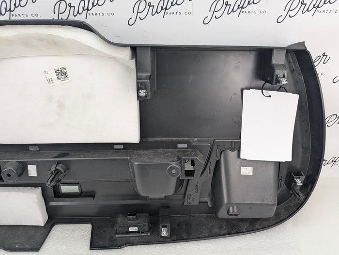 2021 Volvo V60 T6 R-Design Hatch Tailgate Liftgate Trim Cover 31462593