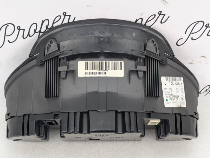 BMW E46 323i 325i 328i Sedan/Wagon USA Automatic MPH Gasoline Instrument Cluster Speedometer 6902371