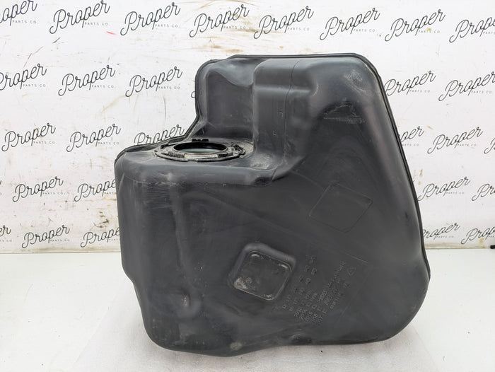 Chevrolet C7 Corvette Stingray Z51 Right/Passenger Side Fuel Gas Tank 23170365
