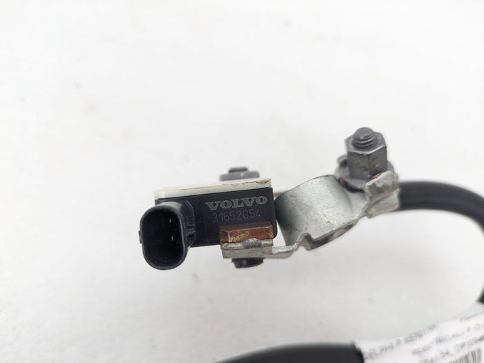 2021 Volvo V60 T6 R-Design Negative Battery Cable & Terminal 31652054/31376758