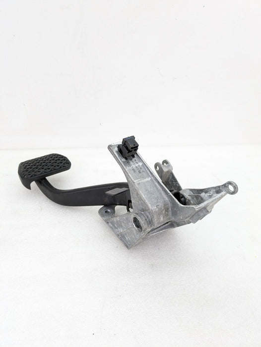 BMW E82 E88 E90 E91 E92 E93 335xi 330xi 328xi Automatic Brake Pedal 6751975