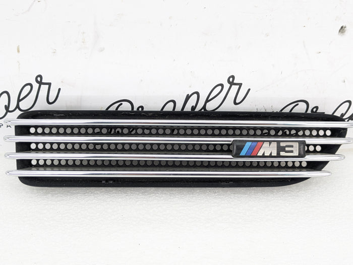 BMW E46 M3 Coupe/Convertible Passenger Right Wing Fender Grille Vent Badge 2694608
