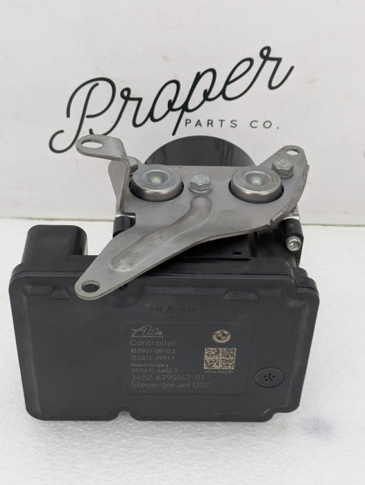 BMW E88 E82 135i ABS Anti-Lock Brake Pump Module Assembly 6790147/6790146