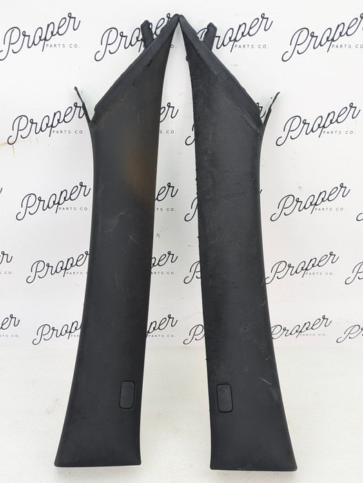 2021 Volvo V60 T6 R-Design Left & Right Black A Pillar Trim Set 31479191/31479193