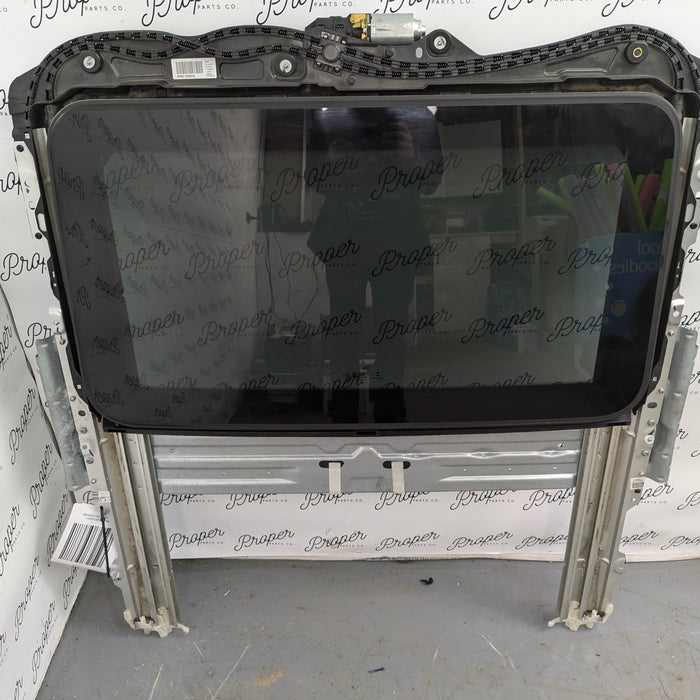 BMW F22 228xi M235xi 230xi M240xi F87 M2 Sunroof Frame & Glass 7290635/67617316536/54107290632