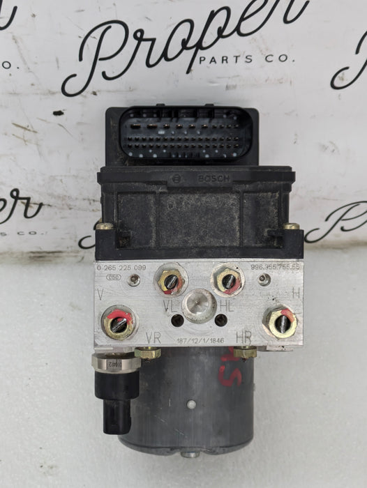 Porsche 996 911 Carrera 4 Cabriolet ABS Anti-Lock Brake Hydraulic Pump Control Module 99635575555