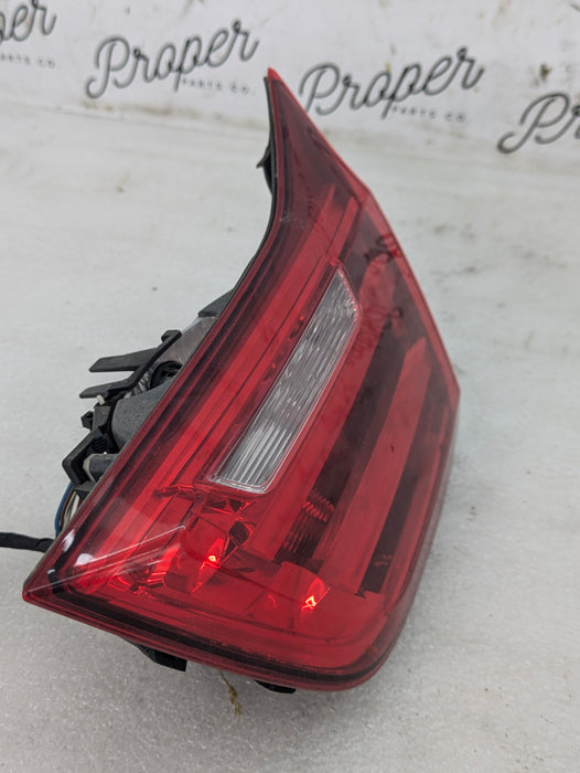 BMW F32 F36 F33 4 Series Pre-LCI Right/Passenger Side Inner Trunk Tail Light 7296102