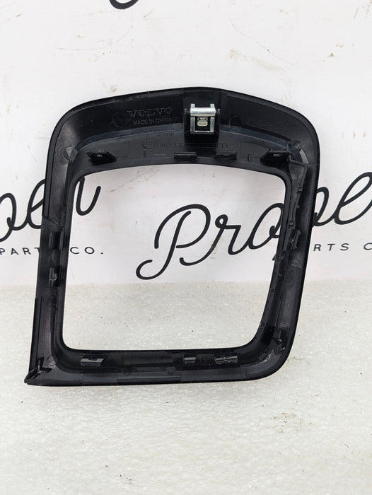 2021 Volvo V60 T6 R-Design Right/Passenger Side Dashboard Vent Trim Cover Black 31477880