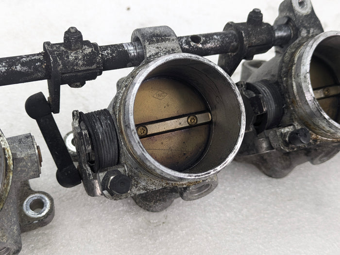 BMW S85 E60 E61 M5 E63 E64 M6 Throttle Body Assembly & Hall Sensor Cylinder 1-5 13547841814