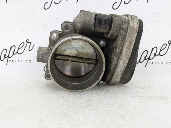 BMW E46 330ci 330i 330xi M54B30 3.0 Engine Throttle Body  7502445