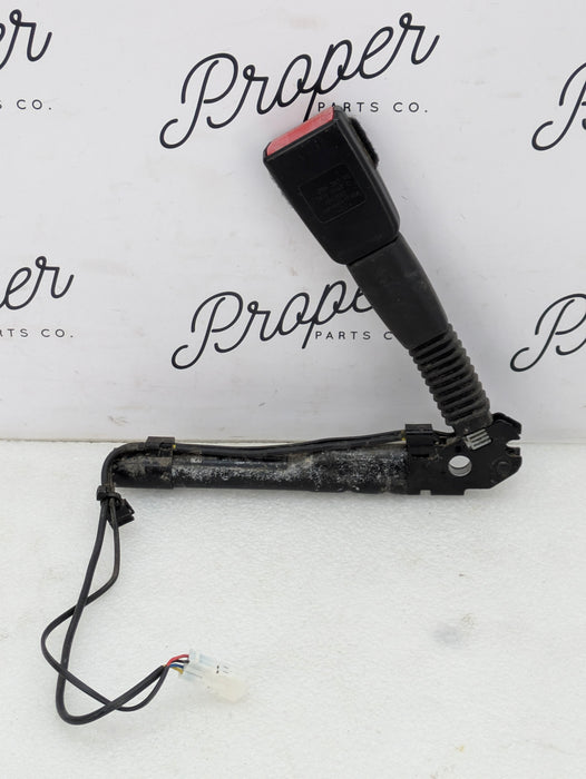 BMW F30 F31 F32 F34 F36 F80 335xi 340xi 328xi 330xi 320xi M3 Front Left/Driver Side Seat Belt Buckle 7259387