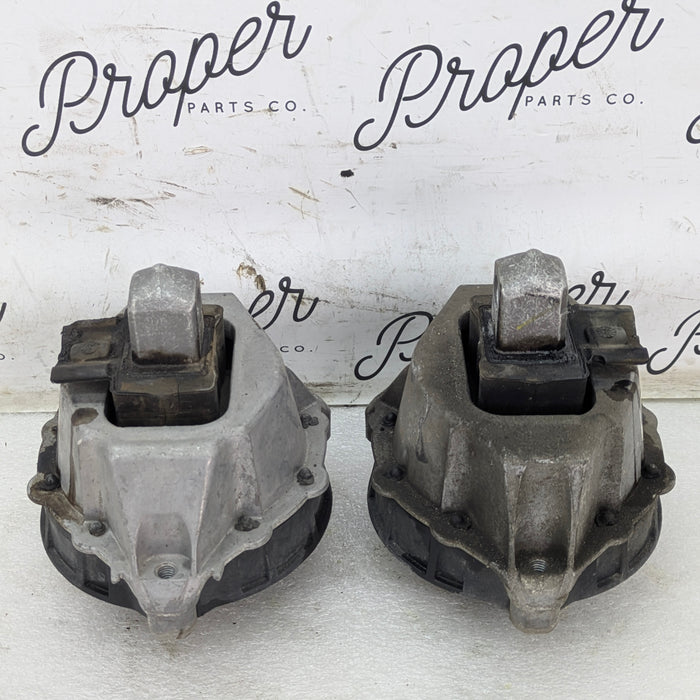BMW G20 G22 G23 G26 330ix B46 Left & Right Engine Motor Mount Pair 7581621/7581622