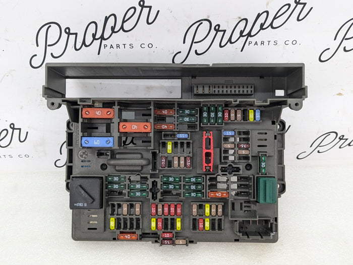 BMW E9X 3 Series Front Power Distribution Fuse Box 9119447