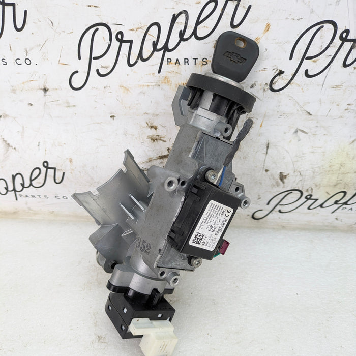 2015 Chevrolet Camaro 2SS Ignition Cylinder Start Switch Lock & Immobilizer & Key 23475172