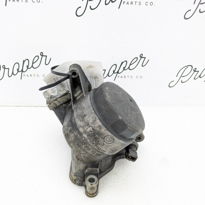 BMW E60 E61 F10 F30 F25 X3 Z4 N52 N54 Engine Oil Filter Housing 7516383