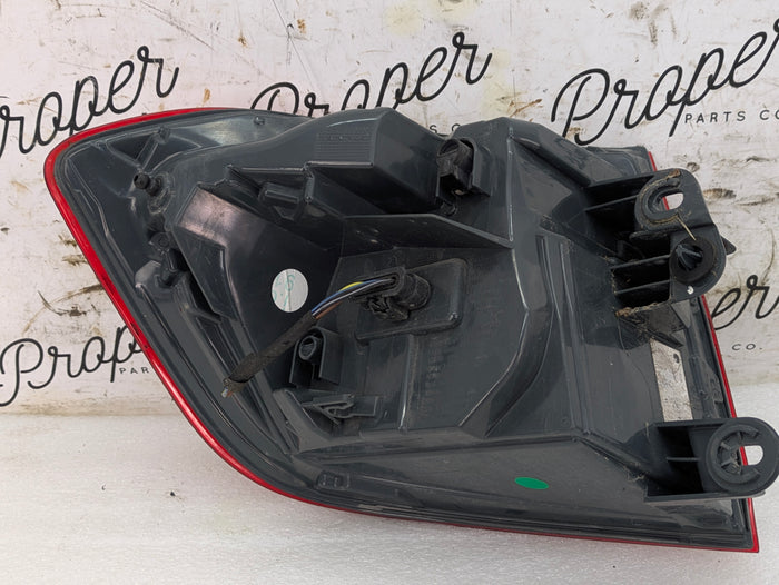 BMW F30 340i 330i 328i 328d 320i LCI Right/Passenger Side Rear Outer LED Tail Light 7369116