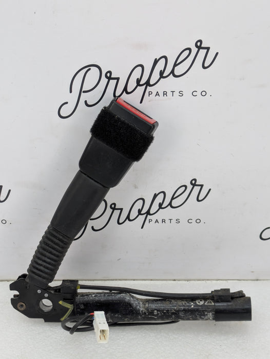 BMW F30 F31 F32 F34 F36 F80 335xi 340xi 328xi 330xi 320xi M3 Front Left/Driver Side Seat Belt Buckle 7259387
