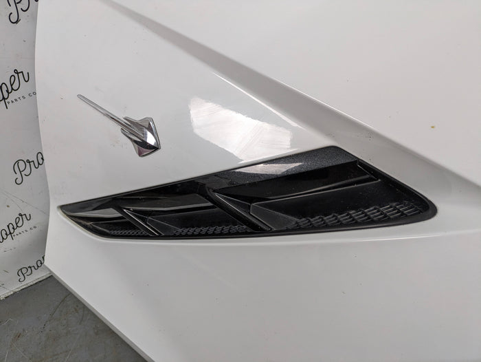 Chevrolet C7 Corvette Stingray Front Right/Passenger Side Fender Arctic White (G8G) *DAMAGED*