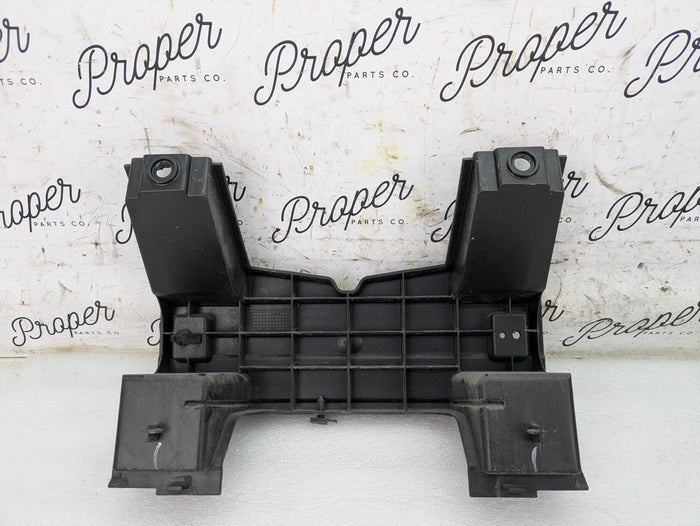 Chevrolet C7 Corvette Stingray Z51 Rear Bumper Center Support Mounting Bracket Carrier 23169479