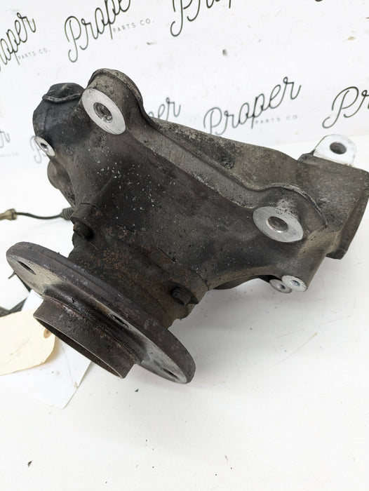 BMW E82 E88 E90 E91 E92 E93 135i 335i 328i RWD Front Right Spindle Hub Knuckle 6793924