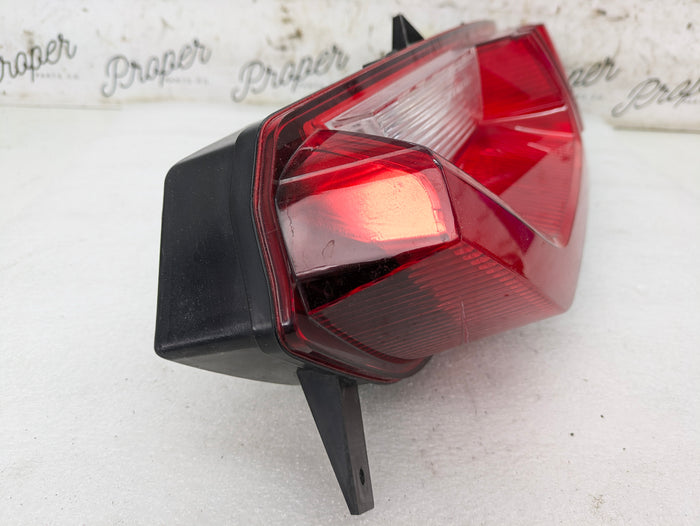 Chevrolet C7 Corvette Stingray Z51 Rear Left/Driver Side Tail Light 23170469