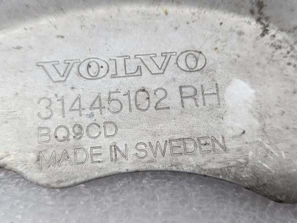 2021 Volvo V60 T6 R-Design Right/Passenger Side Front Spindle/Knuckle/Hub Brake Dust Shield 31445102