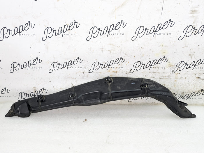 BMW G22 G23 G82 G83 430ix M440ix M4 Front Right/Passenger Side Fender Inner Trim Seal 6994524