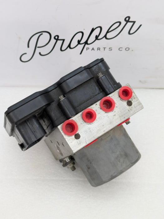 Chevrolet C7 Corvette Stingray ABS Anti-Lock Brake Pump Control Module 84234192