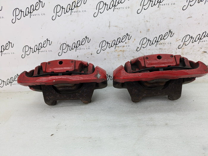 BMW E92 E93 E90 335xi 335i Front Brake Calipers 34116773201/34116773202