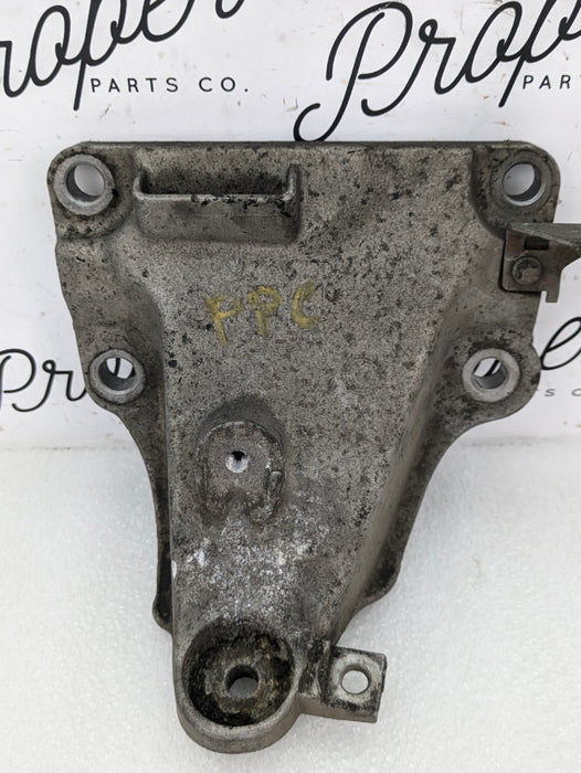 BMW E90 E91 E92 E93 335xi 330xi 328xi 325xi AWD N52 N54 N55 Engine Left Engine Mount Support Bracket 6770049