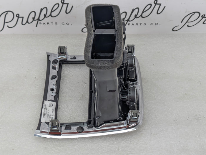2021 Volvo V60 T6 R-Design Rear Center Console HVAC Heater A/C Air Vent 31469682/31497490
