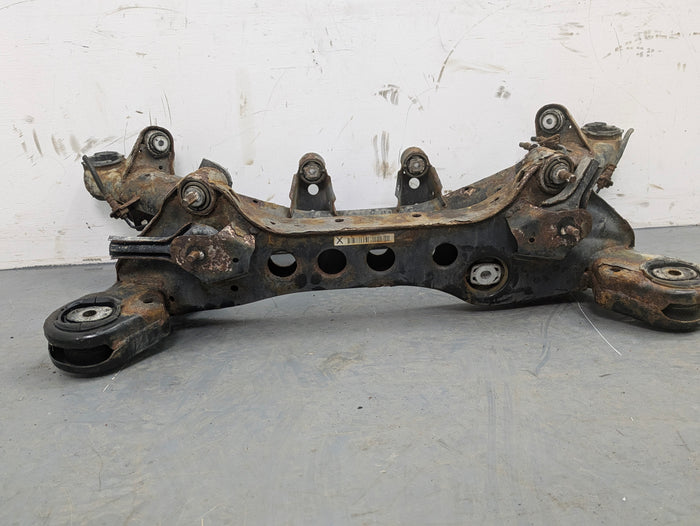 BMW E90 E91 E92 E93 335IS 335xi Rear Axle Cross Member Subframe Carrier 33316783713